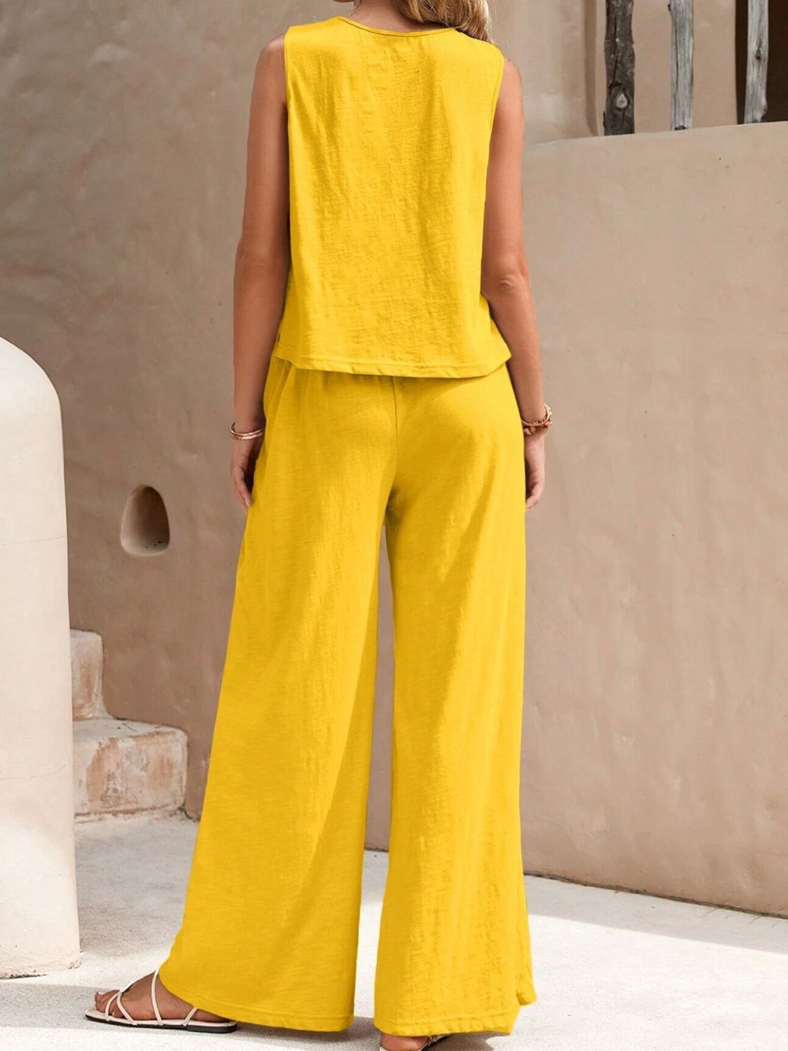 Round Neck Sleeveless Top and Wide Leg Pants Set - Siennasass