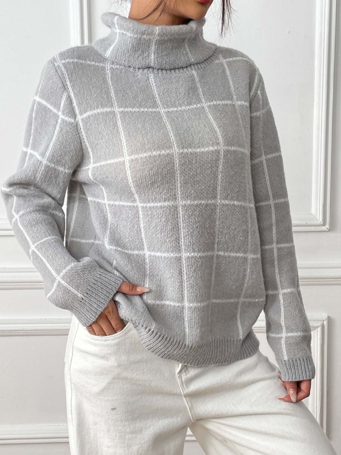 Plaid Turtleneck Long Sleeve Sweater - Siennasass